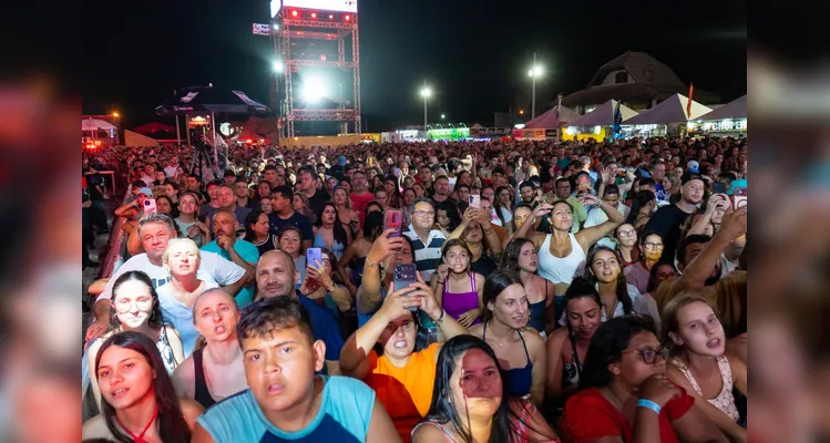 Shows levam 32 mil pessoas ao Verão Maior em Pontal do Paraná; confira os registros