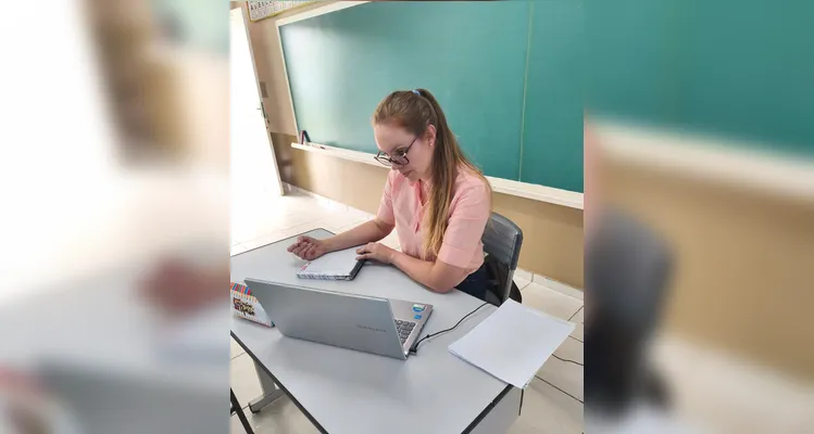 Encontro iniciado às 13h30 desta quarta-feira, contou com a presença de professores e coordenadores.