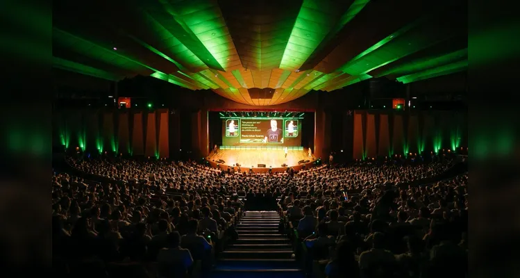 Coluna RC destaca a Convenção de Verão do Sicredi
