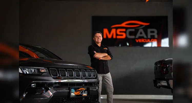 Marcelo Santos é o proprietário da loja