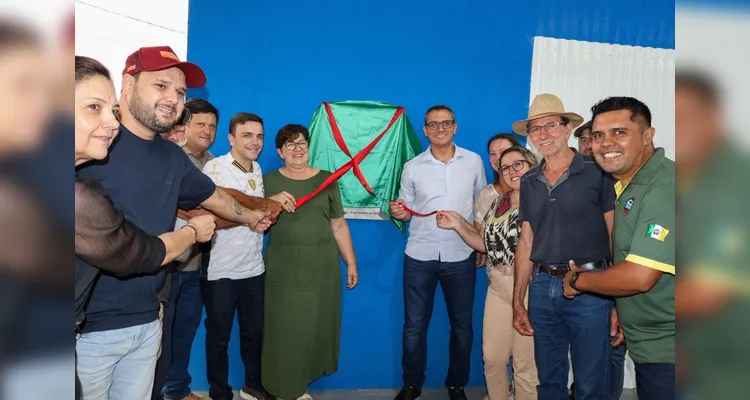 Esta é a segunda quadra inaugurada na cidade de Ipiranga com apoio do deputado federal em pouco mais de seis meses.