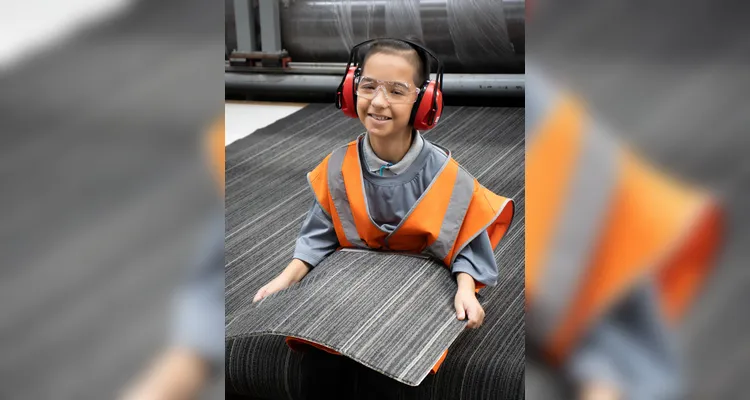 Mais do que uma campanha, a ação reforça valores essenciais como cuidado, responsabilidade e pertencimento, fortalecendo a cultura de segurança e o vínculo entre empresa, colaboradores e suas famílias