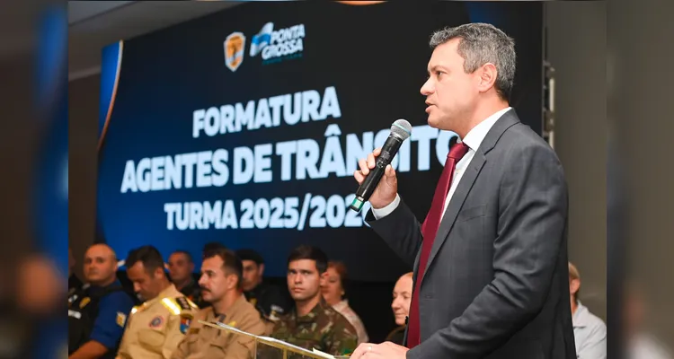 Ponta Grossa realiza formatura de 25 novos agentes de trânsito