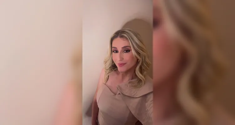 DIA DE FESTA – A talentosa empresária Alissa Jacinski, à frente da Ambientes Decorativos, referência em papelaria personalizada, impressão digital e balões, comemorou seu aniversário na última segunda-feira (26). Criatividade e sensibilidade marcam sua atuação. Da Coluna RC, votos de um novo ano repleto de alegrias, conquistas e realizações inspiradoras.