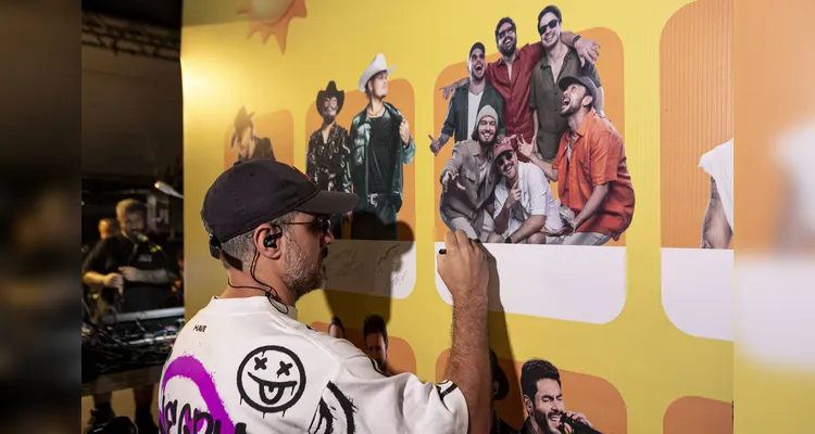 Kamisa 10 e Atitude 67 protagonizaram noite de pagode em Pontal do Paraná.