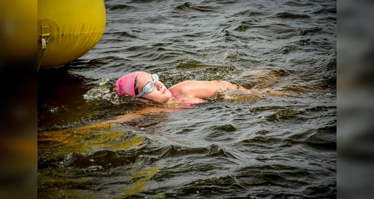 Aulão de natação em águas abertas acontece neste domingo em Ponta Grossa