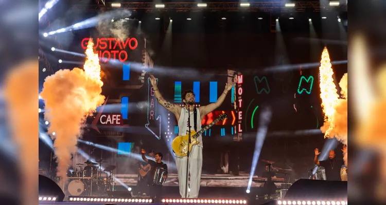 Show de Gustavo Mioto no litoral do Paraná