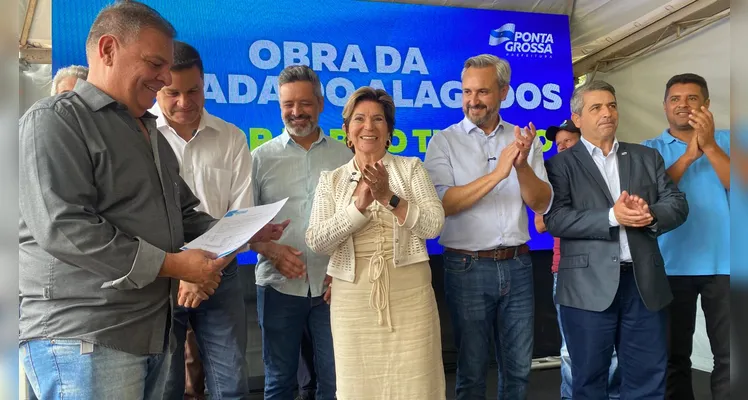 Prefeita Elizabeth assina ordem de serviço de R$ 9,5 milhões para a Estrada dos Alagados