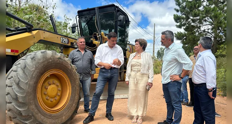 Prefeita Elizabeth assina ordem de serviço de R$ 9,5 milhões para a Estrada dos Alagados