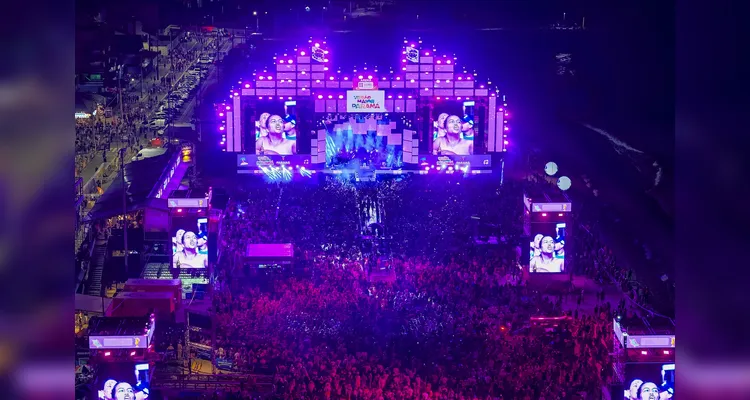 Matinhos, 24 de fevereiro de 2026 - Show de Fábio Jr. no Verão Maior Paraná em Caiobá.