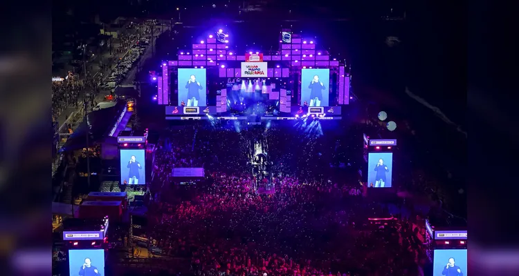 Matinhos, 24 de fevereiro de 2026 - Show de Fábio Jr. no Verão Maior Paraná em Caiobá.