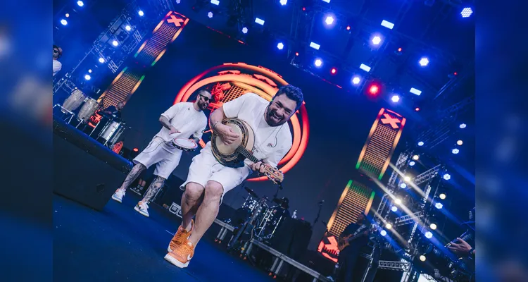Belo e Jeito Moleque encerram primeiro fim de semana do Verão Maior; veja vídeo