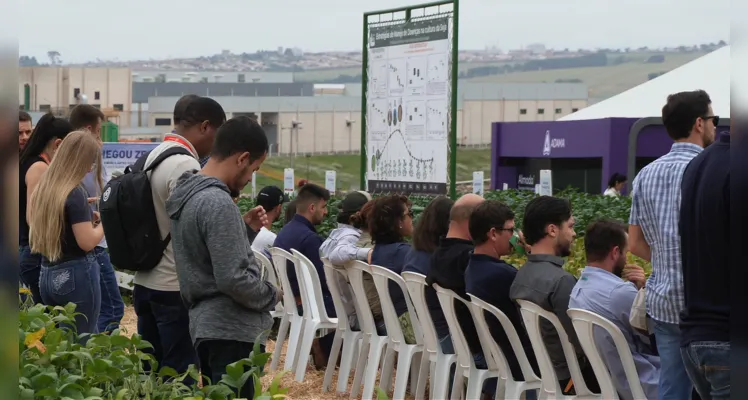 Evento é realizado anualmente na Estação Experimental em Ponta Grossa