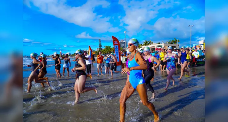 Travessia de Guaratuba encerra programação da semana com recorde de participação