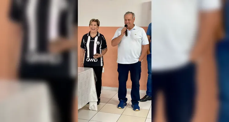 Vereador Paulo Balansin entrega van para a Associação dos Deficientes Físicos de PG