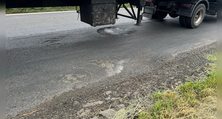 BR-376 vira 'campo minado' e motoristas cobram solução urgente em PG