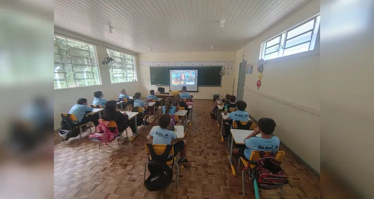 Confira os registros do trabalho em sala de aula.
