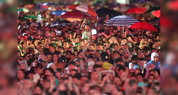 Zé Neto & Cristiano e Jiraya Uai reúnem 2º maior público do Verão Maior