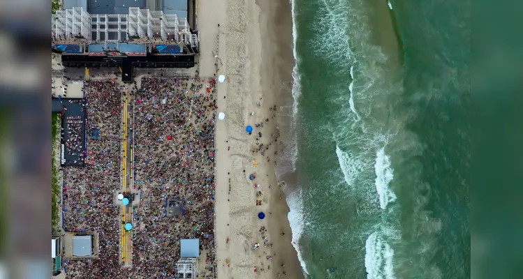 Belo e Jeito Moleque encerram primeiro fim de semana do Verão Maior; veja vídeo