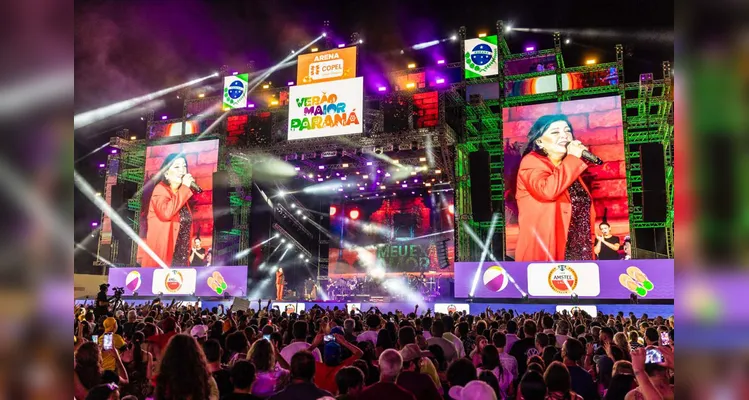 Roberta Miranda e Raça Negra transformam Pontal em palco de emoções