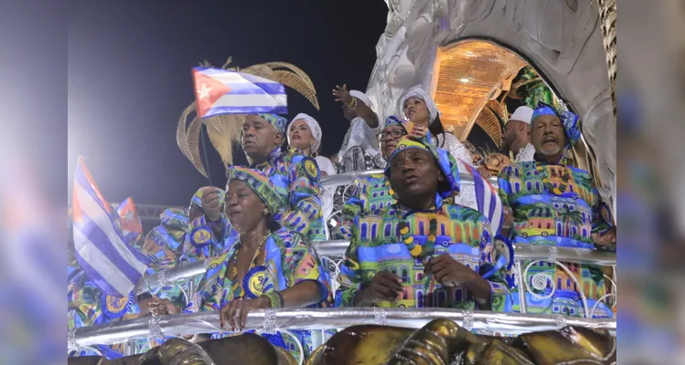 Tuiuti teve problemas em acabamento de alegorias e evolução