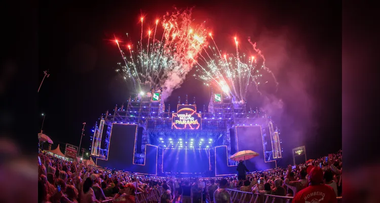 Dupla se apresentou na noite desse sábado, em Matinhos