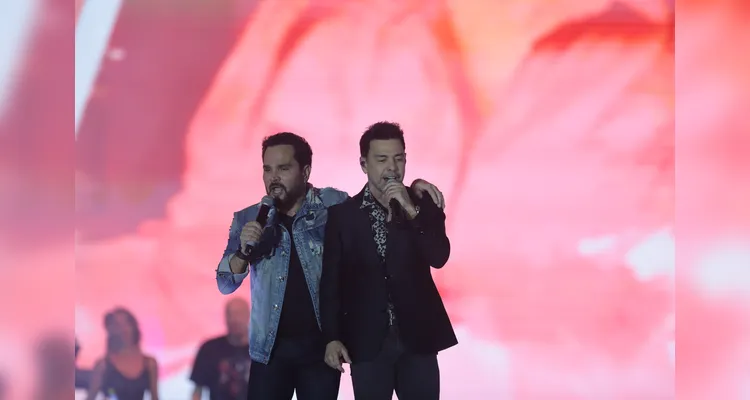 Dupla se apresentou na noite desse sábado, em Matinhos