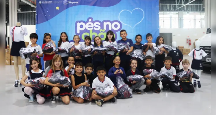 A entrega ocorrerá de forma gradual nas escolas e Centros Municipais de Educação Infantil (CMEIs).