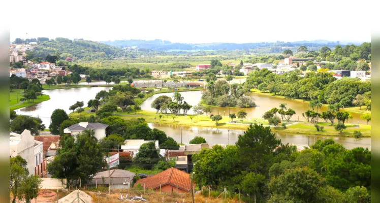 Conheça alguns dos principais pontos turísticos de Castro.