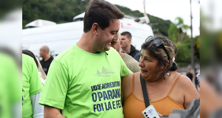 O governador Carlos Massa Ratinho Junior libera o trafego dos veiculos  neste sabado(2),  na Ponte de Guaratuba