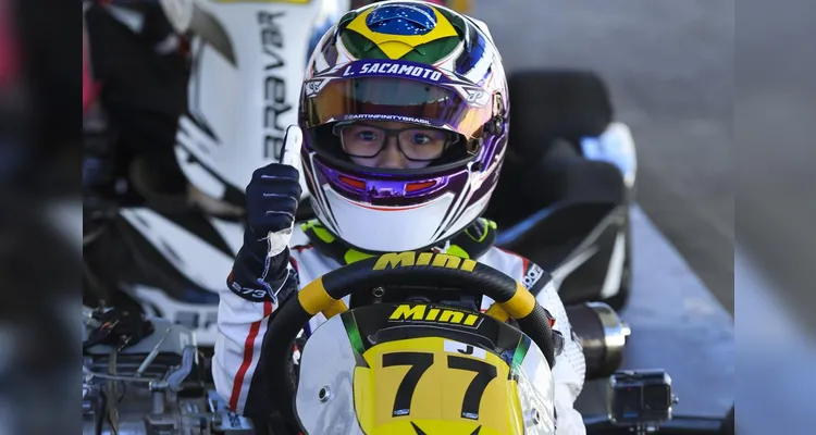 Piloto paranaense tem temporada desafiadora em seu primeiro ano na categoria F4 Júnior