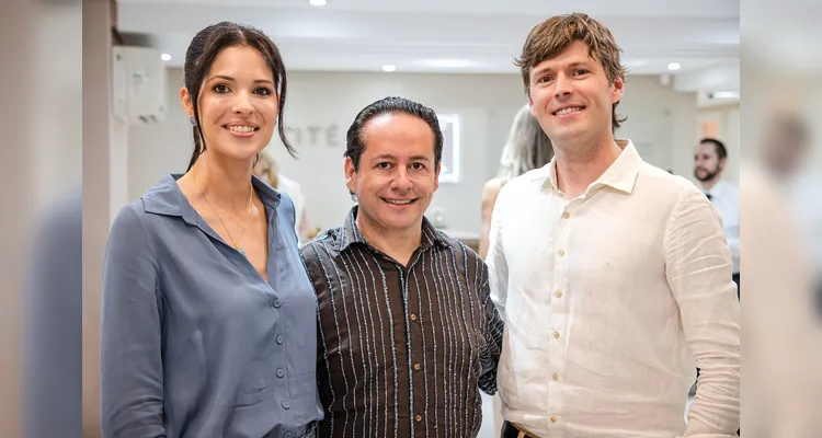 Majenna Silva, este colunista e Eduardo Silva