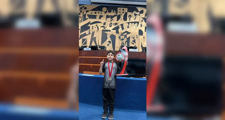 A equipe Scremin Thai recebeu uma Moção de Aplausos da Câmara de Vereadores de Ponta Grossa