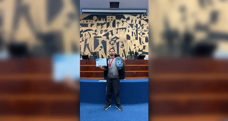 A equipe Scremin Thai recebeu uma Moção de Aplausos da Câmara de Vereadores de Ponta Grossa