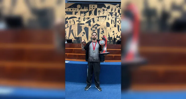 A equipe Scremin Thai recebeu uma Moção de Aplausos da Câmara de Vereadores de Ponta Grossa