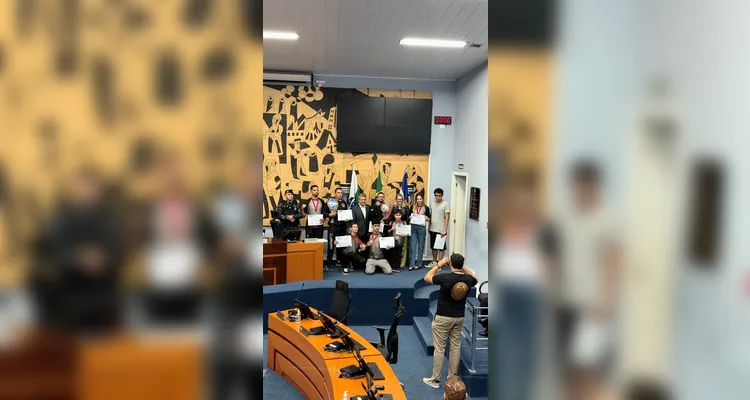 A equipe Scremin Thai recebeu uma Moção de Aplausos da Câmara de Vereadores de Ponta Grossa