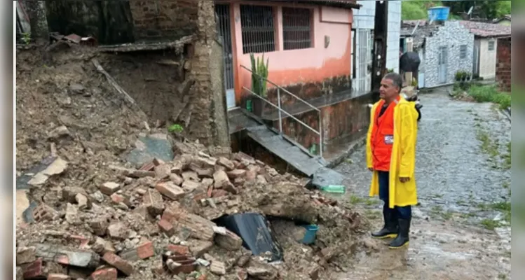 Número de mortes sobe para 5 após temporais em PE; bebê está entre vítimas