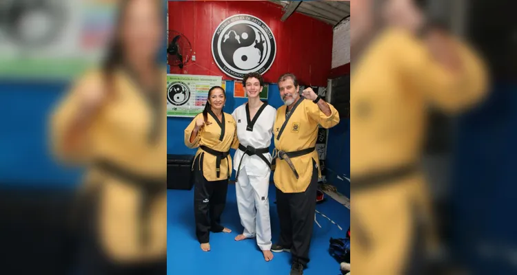 Atletas de Ponta Grossa são destaque no cenário estadual de Taekwondo