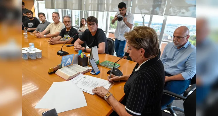 Prefeitura confirma ampliação do Passe Livre e corrige tarifa do transporte em PG