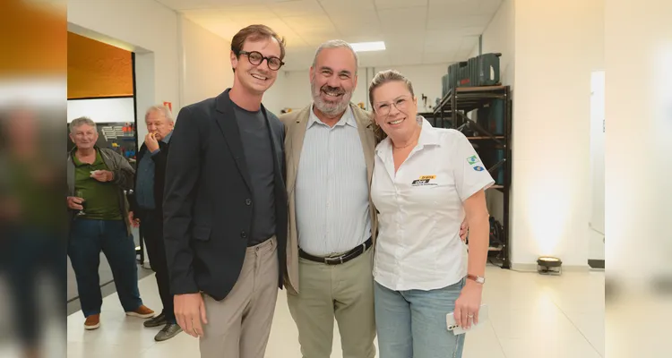 Félix Til, José Afonso Almeida Teixeira e Paula Agner