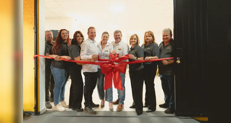 Helton Eneas, Ana Paula Holm, Márcia Holm, Paulo Holm, Paula Agner, Geraldo Agner, Isabel Holm, Elisa Wrobel e Paulo Lamoglia