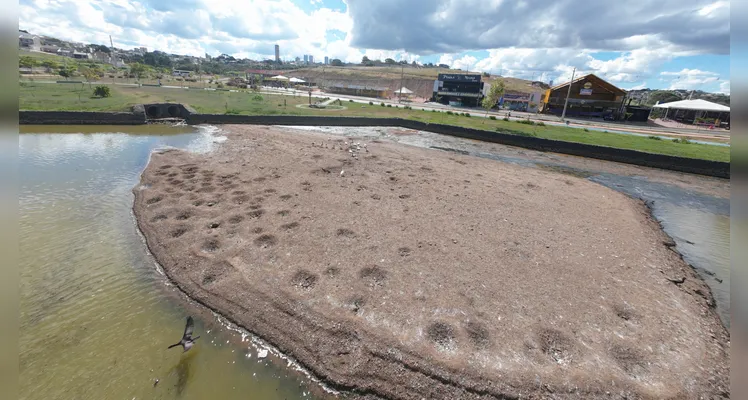 Confira imagens tiradas de cima do Lago de Olarias |