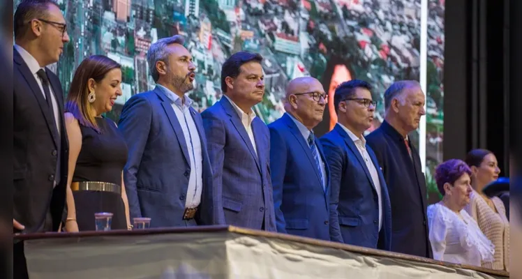 Exemplo de fé, Pastor Nelson recebe título de 'Cidadão Honorário do Paraná'