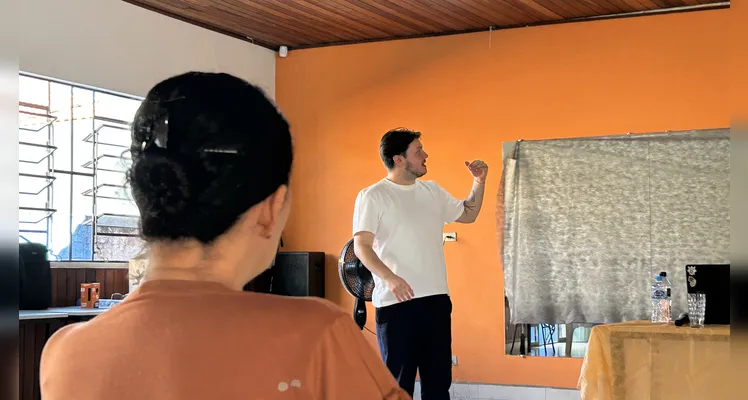 Durante a capacitação, os participantes tiveram acesso à metodologia do projeto, além de conhecerem as novidades e diretrizes para as ações desenvolvidas em 2026.