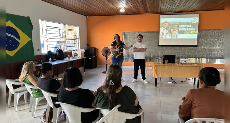 Durante a capacitação, os participantes tiveram acesso à metodologia do projeto, além de conhecerem as novidades e diretrizes para as ações desenvolvidas em 2026.