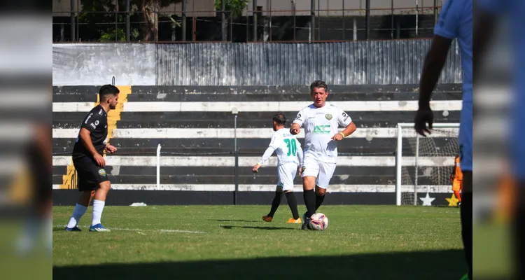 Confira imagens do confronto entre as lideranças.