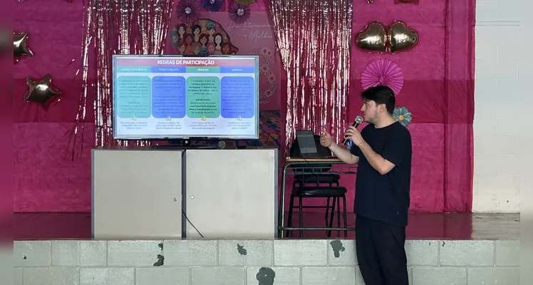 Durante a formação, os participantes conheceram a metodologia do projeto, as ferramentas e as novidades para as ações desenvolvidas ao longo do ano.