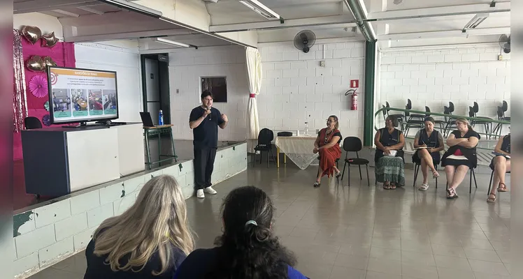 Durante a formação, os participantes conheceram a metodologia do projeto, as ferramentas e as novidades para as ações desenvolvidas ao longo do ano.