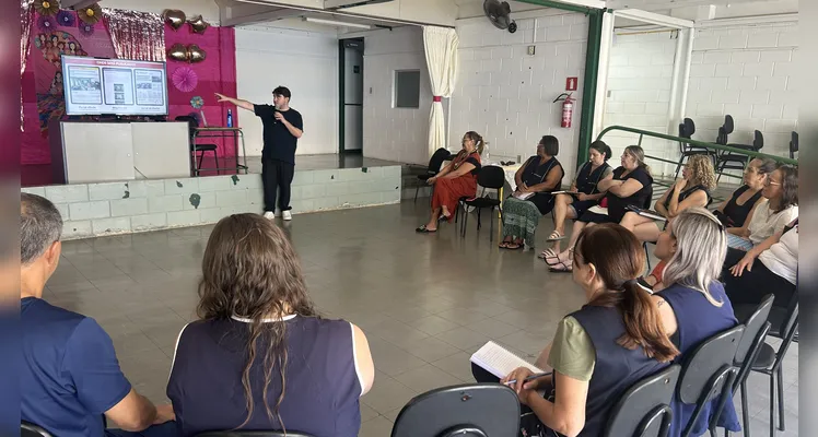 Durante a formação, os participantes conheceram a metodologia do projeto, as ferramentas e as novidades para as ações desenvolvidas ao longo do ano.