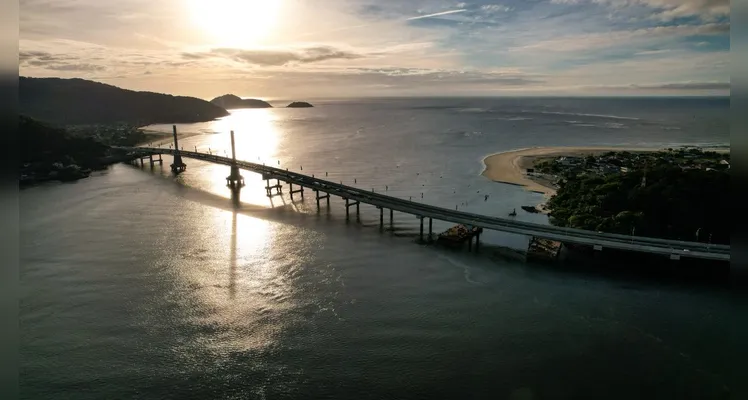 Governo do PR divulga imagens da preparação para inauguração da Ponte de Guaratuba